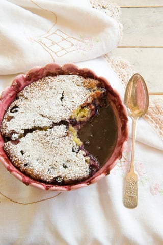 Self-saucing Blueberry Pudding