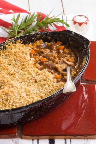 Lamb shanks with savoury crumble