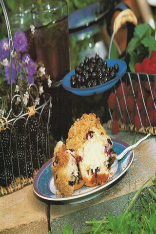Basic berry muffin