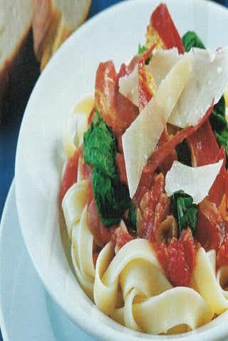 Red wine-braised garlic on pasta